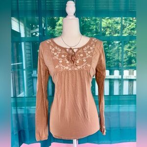 Sonoma Peasant Cottagecore Top with Floral Embroidery and Tassel Tie Size M